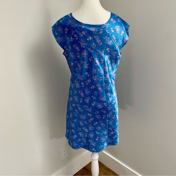 Vintage Disney Store Blue Winnie The Pooh Satin Pyjama Nightgown Size Medium - Picture 3 of 7